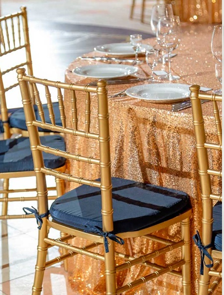 RENTA DE SALAS LOUNGE